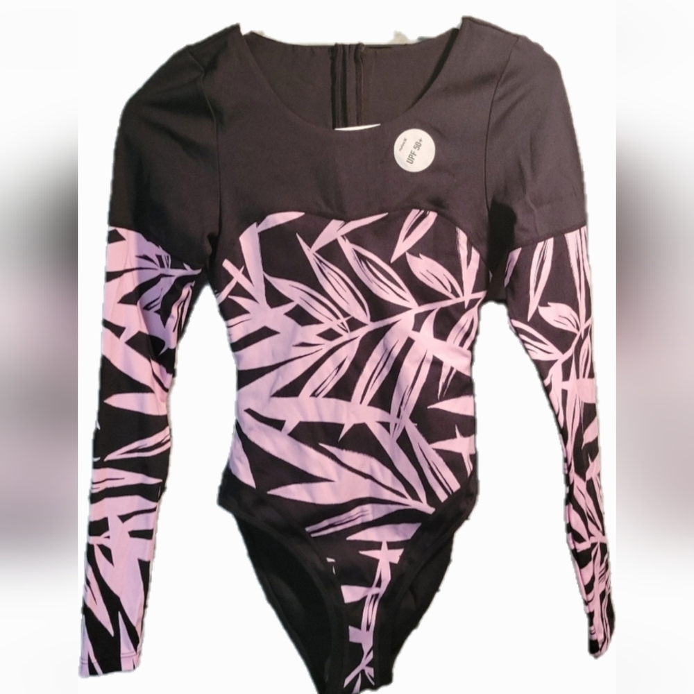 NWT!  Hurley mystic leaves long sleeve bodysuit (XS)